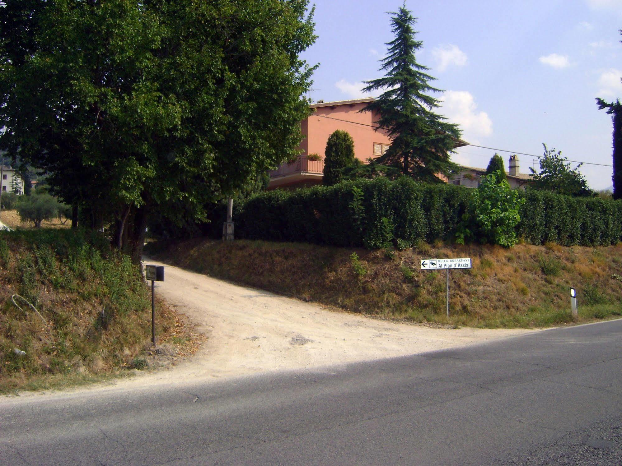 Bed & Breakfast Al Pian D'Assisi Eksteriør bilde
